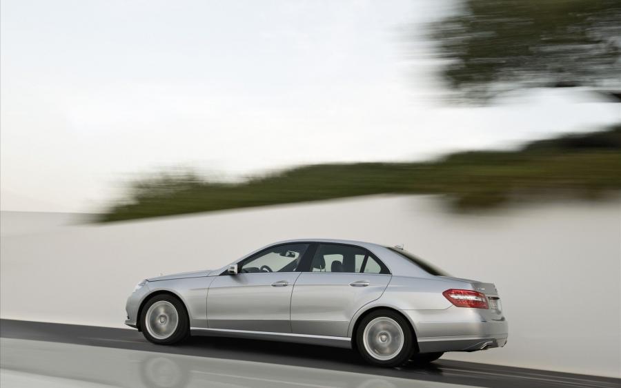  Mercedes-Benz E-Class 2009 года  (фото 49 из 74)